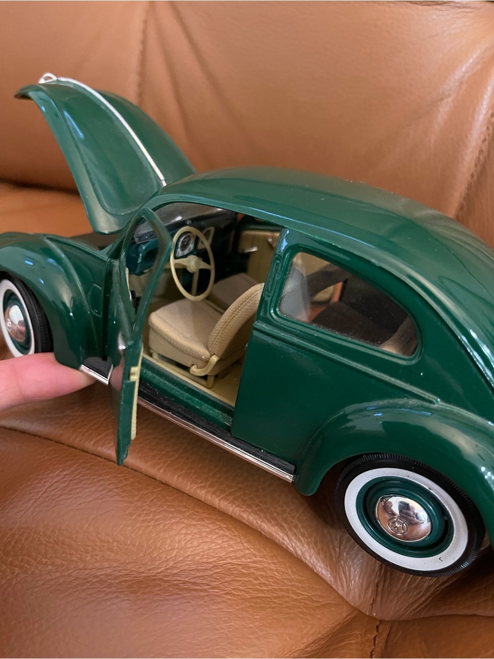 1951 Volkswagen Bug Super RARE Maisto Diecast 1:18 Die-Cast Vintage